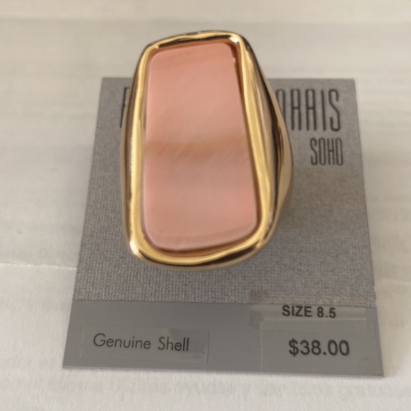 Robert Lee Morris Soho Shell Cocktail Ring - Picture 4 of 5